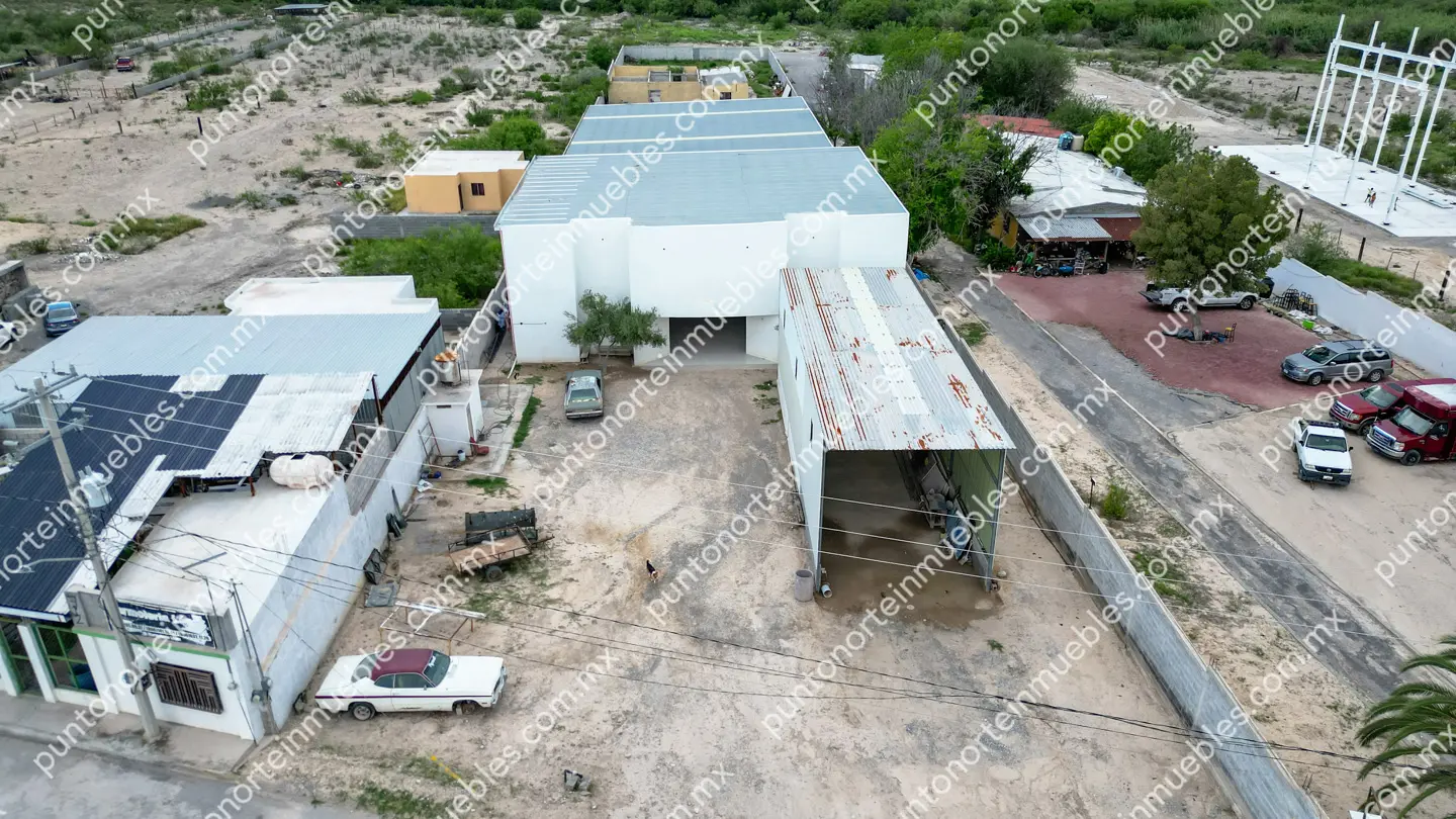 Nave Industrial 6,500m2 Estancias drone 26 Venta Nave Industrial 1,000m2 Techados, con $6,500m2 de Terreno en Estancias, Monclova