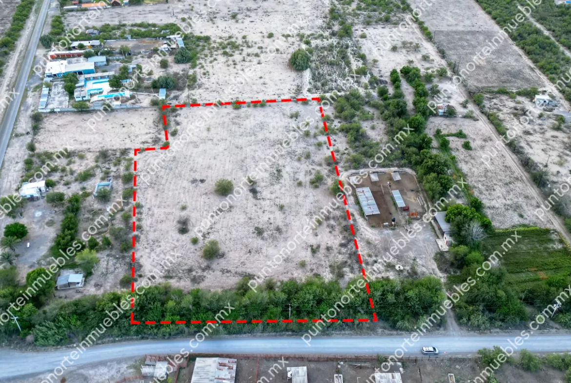 Venta Terreno de 1.57 Hectáreas, 104 metros de frente, ubicado en San Buena a 50 metros de Carretera a San Blas