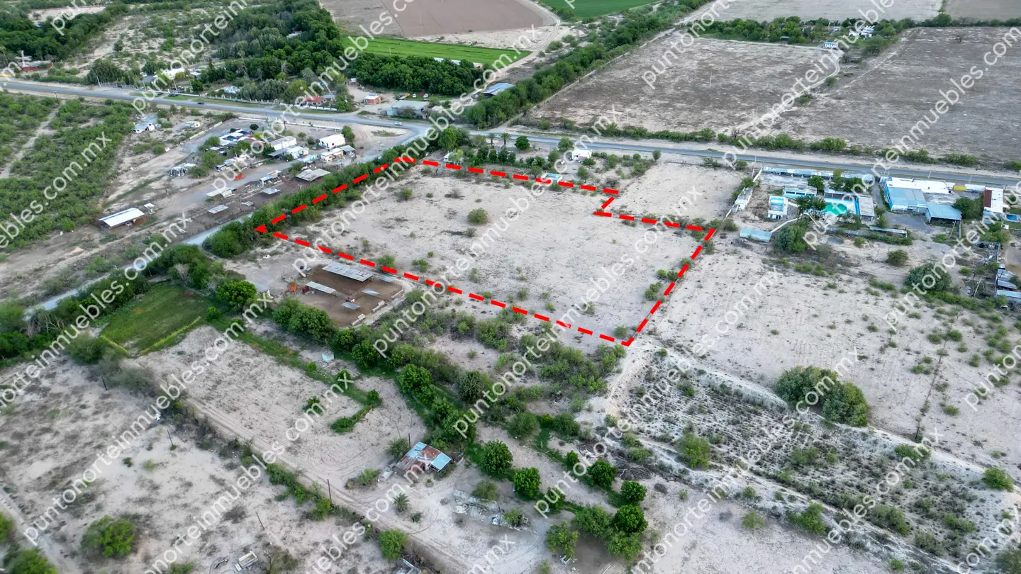 Terreno 1.57 HAS Carretera a San Blas 06 Venta Terreno de 1.57 Hectáreas, 104 metros de frente, ubicado en San Buena a 50 metros de Carretera a San Blas