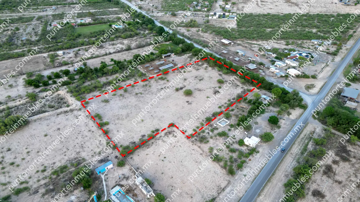 Terreno 1.57 HAS Carretera a San Blas 13 Venta Terreno de 1.57 Hectáreas, 104 metros de frente, ubicado en San Buena a 50 metros de Carretera a San Blas