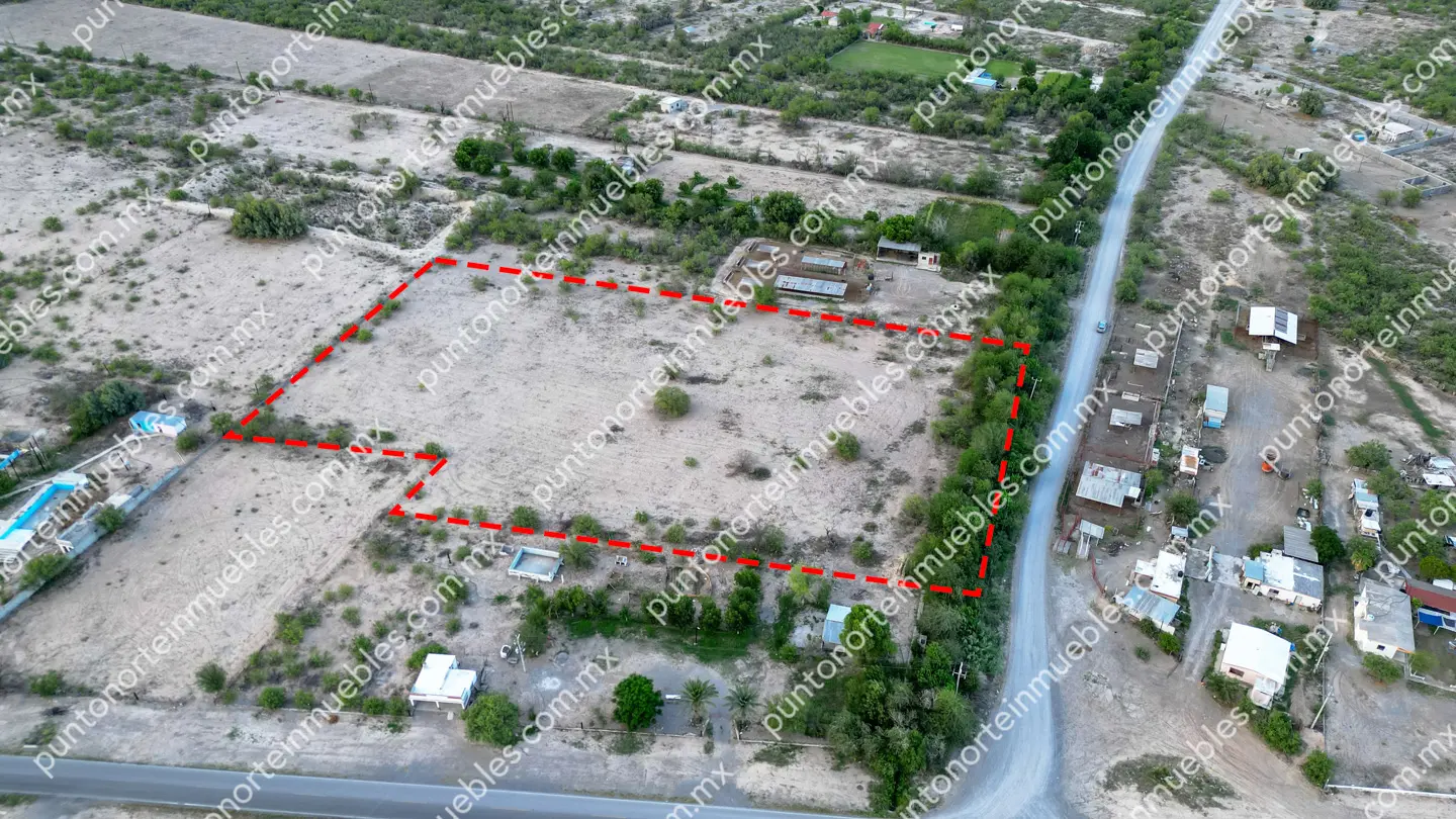 Terreno 1.57 HAS Carretera a San Blas 16 Venta Terreno de 1.57 Hectáreas, 104 metros de frente, ubicado en San Buena a 50 metros de Carretera a San Blas