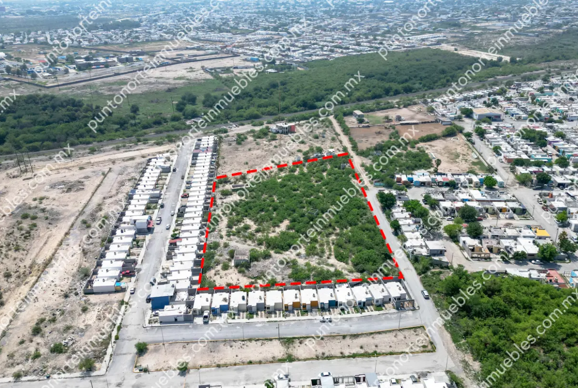 Venta Terreno urbano de 11,785m2 en Fracc Los Rieles, zona de desarrollo de vivienda en Frontera