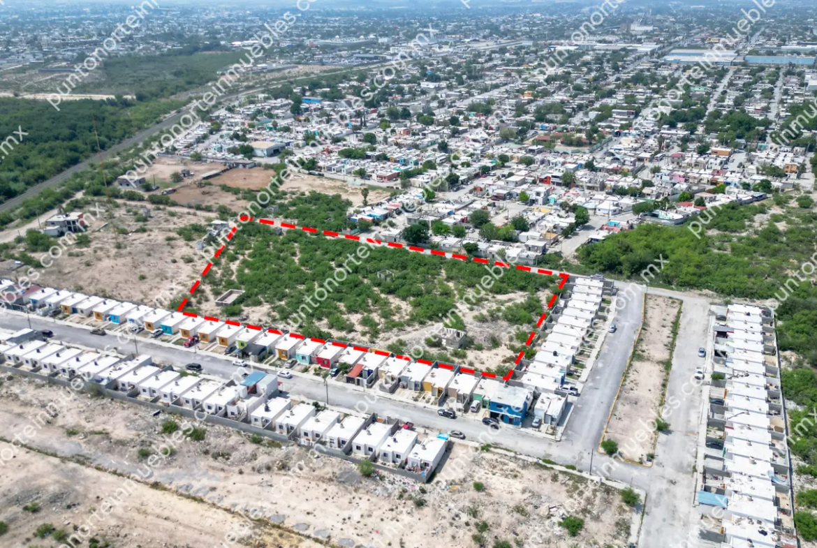 Venta Terreno urbano de 11,785m2 en Fracc Los Rieles, zona de desarrollo de vivienda en Frontera