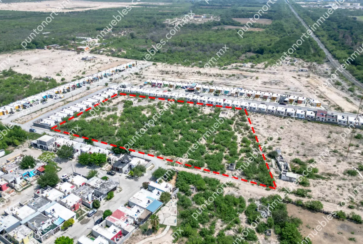 Venta Terreno urbano de 11,785m2 en Fracc Los Rieles, zona de desarrollo de vivienda en Frontera
