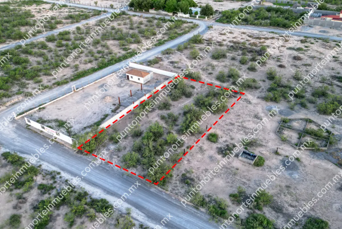 Venta Terreno con 1,250m2 en Zona de Quintas en Nadadores a 350 metros de Carretera 30