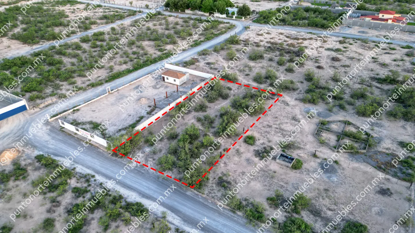 Terreno 1,250m2 Fracc Don Severo Nadadores 01 Venta Terreno con 1,250m2 en Zona de Quintas en Nadadores a 350 metros de Carretera 30