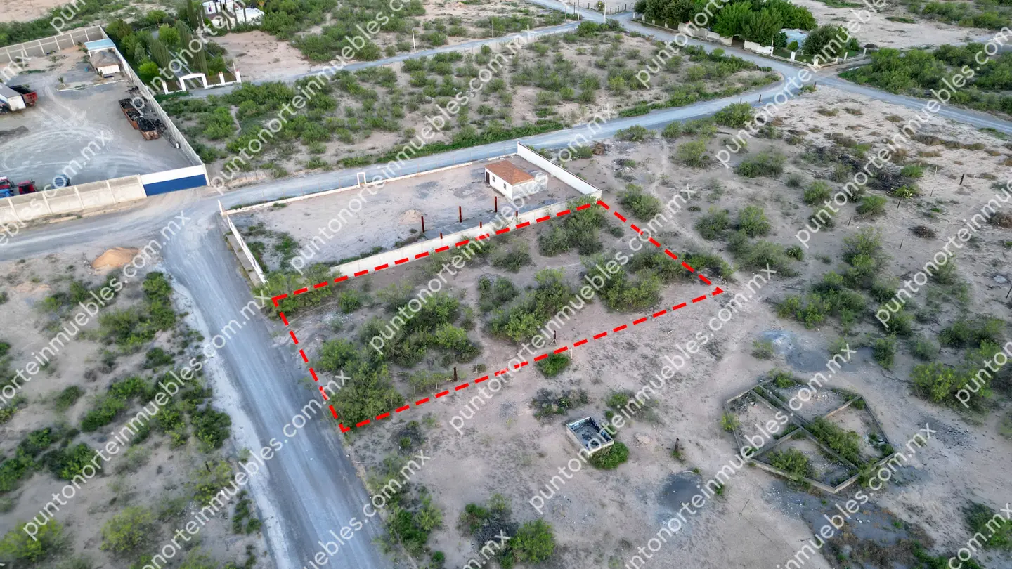 Terreno 1,250m2 Fracc Don Severo Nadadores 02 Venta Terreno con 1,250m2 en Zona de Quintas en Nadadores a 350 metros de Carretera 30