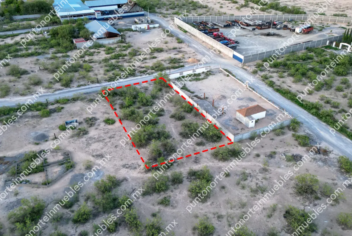 Venta Terreno con 1,250m2 en Zona de Quintas en Nadadores a 350 metros de Carretera 30