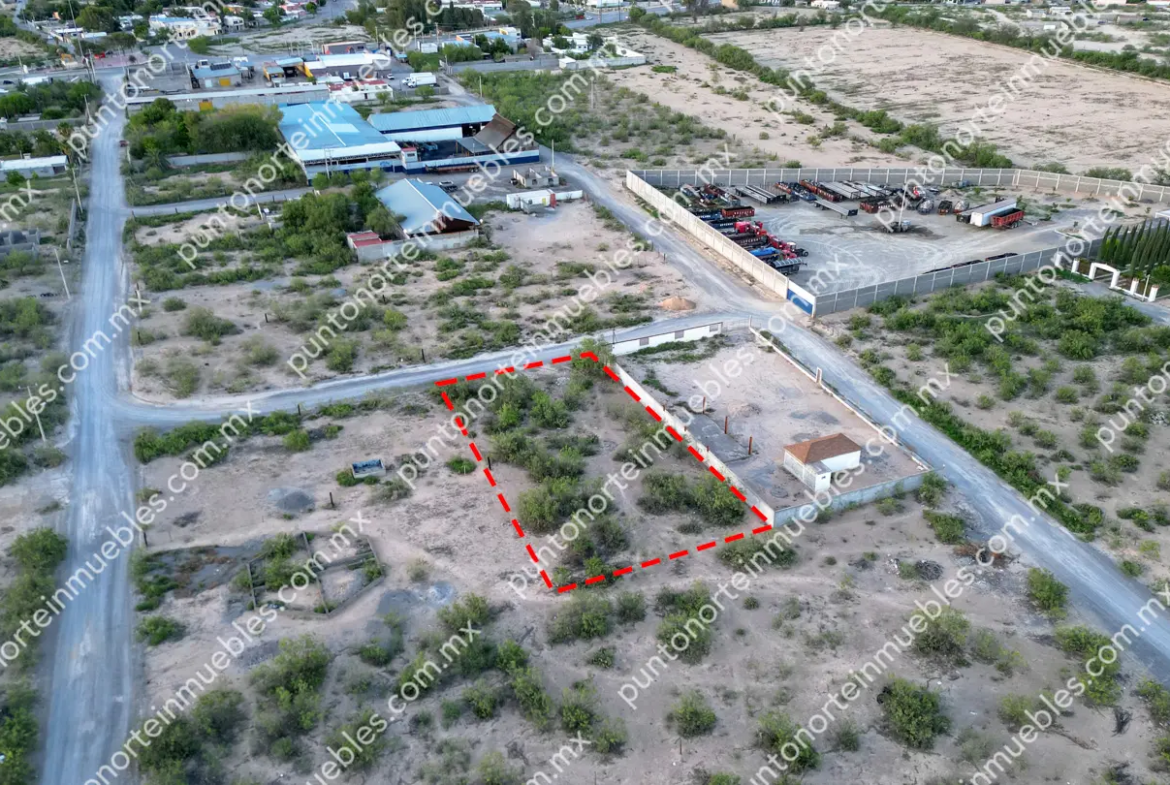 Venta Terreno con 1,250m2 en Zona de Quintas en Nadadores a 350 metros de Carretera 30