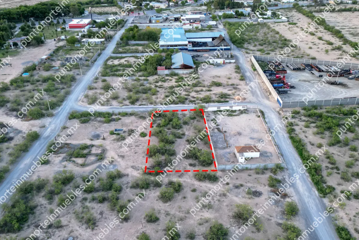 Venta Terreno con 1,250m2 en Zona de Quintas en Nadadores a 350 metros de Carretera 30