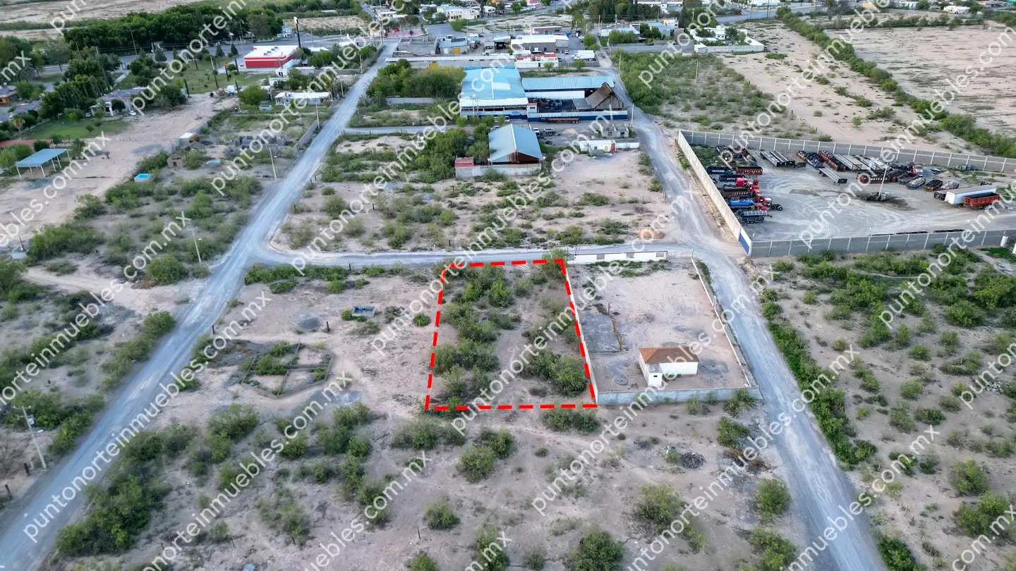Terreno 1,250m2 Fracc Don Severo Nadadores 07 Venta Terreno con 1,250m2 en Zona de Quintas en Nadadores a 350 metros de Carretera 30