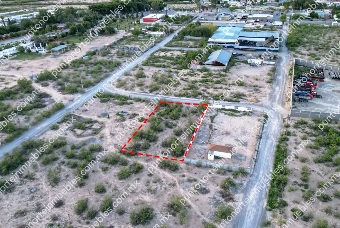 Venta Terreno con 1,250m2 en Zona de Quintas en Nadadores a 350 metros de Carretera 30