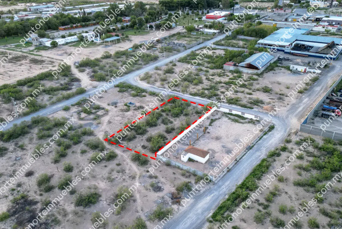 Venta Terreno con 1,250m2 en Zona de Quintas en Nadadores a 350 metros de Carretera 30
