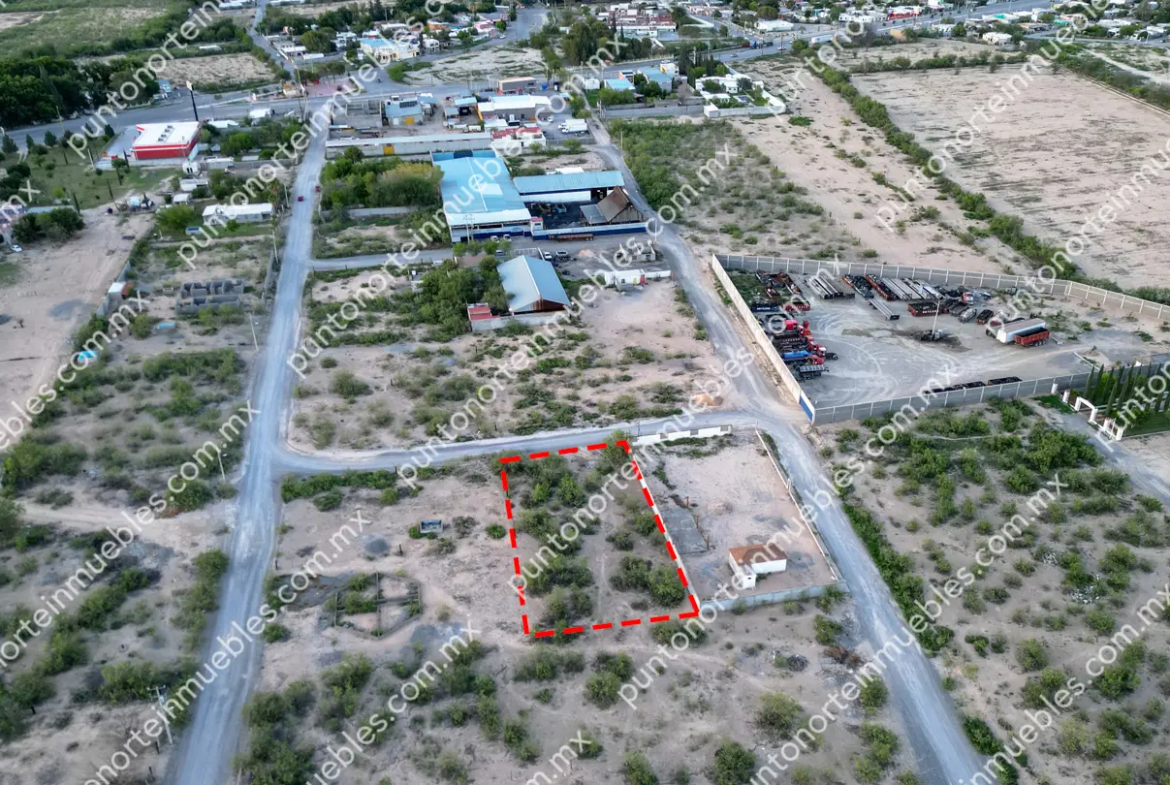 Venta Terreno con 1,250m2 en Zona de Quintas en Nadadores a 350 metros de Carretera 30