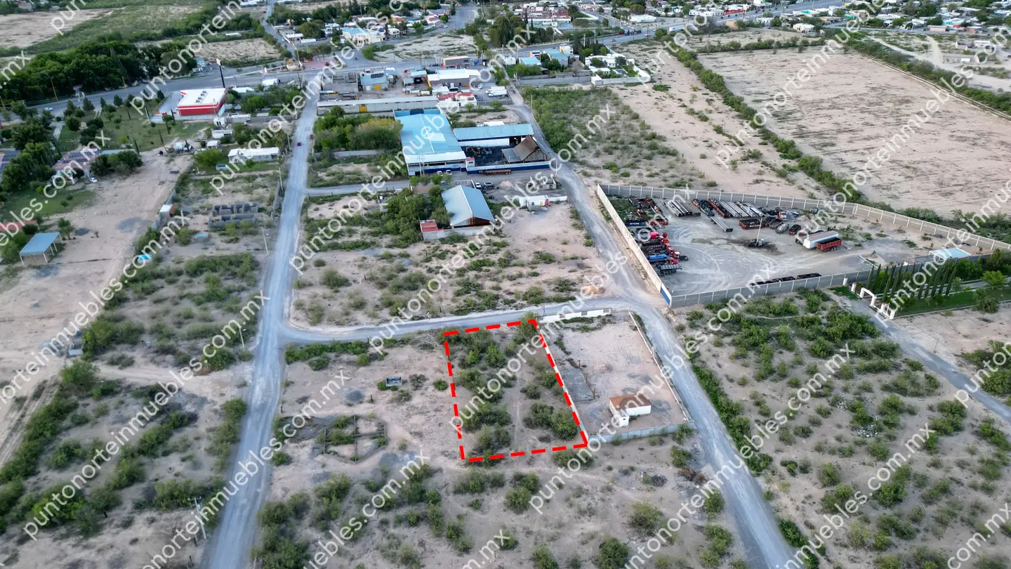 Terreno 1,250m2 Fracc Don Severo Nadadores 16 Venta Terreno con 1,250m2 en Zona de Quintas en Nadadores a 350 metros de Carretera 30