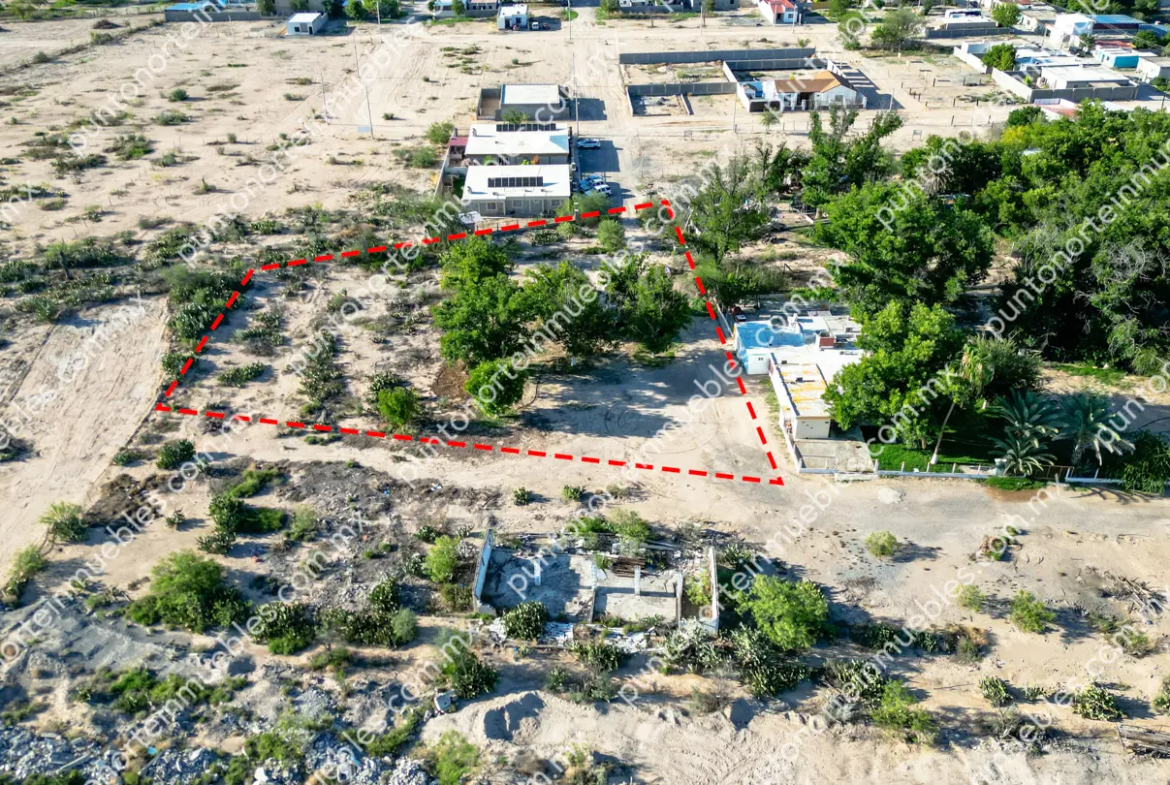 Venta de Terreno 2,045m2 para Quinta en Zona Centro, San buenaventura