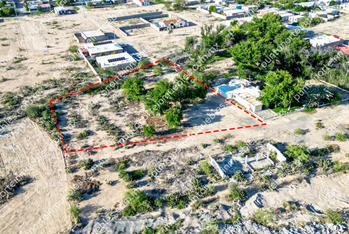 Venta de Terreno 2,045m2 para Quinta en Zona Centro, San buenaventura