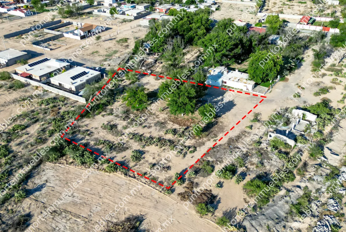 Venta de Terreno 2,045m2 para Quinta en Zona Centro, San buenaventura