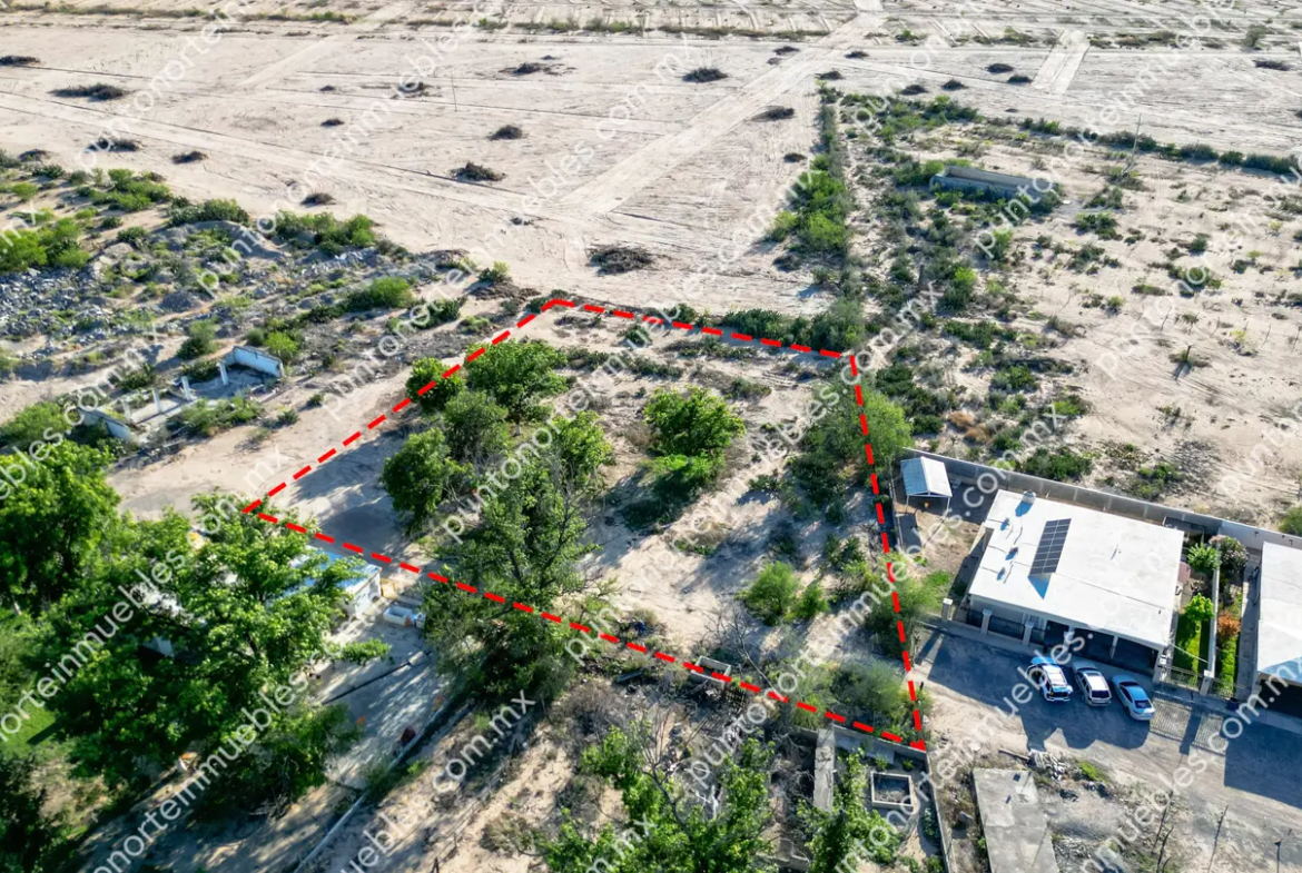 Venta de Terreno 2,045m2 para Quinta en Zona Centro, San buenaventura