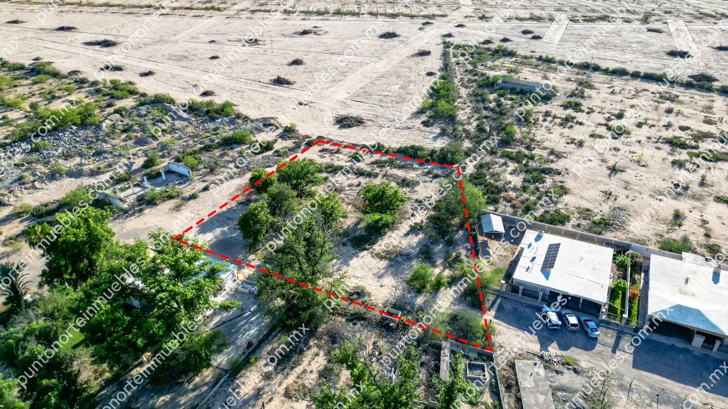 Terreno 2,045m2 ZC San Buena 17 Venta de Terreno 2,045m2 para Quinta en Zona Centro, San buenaventura