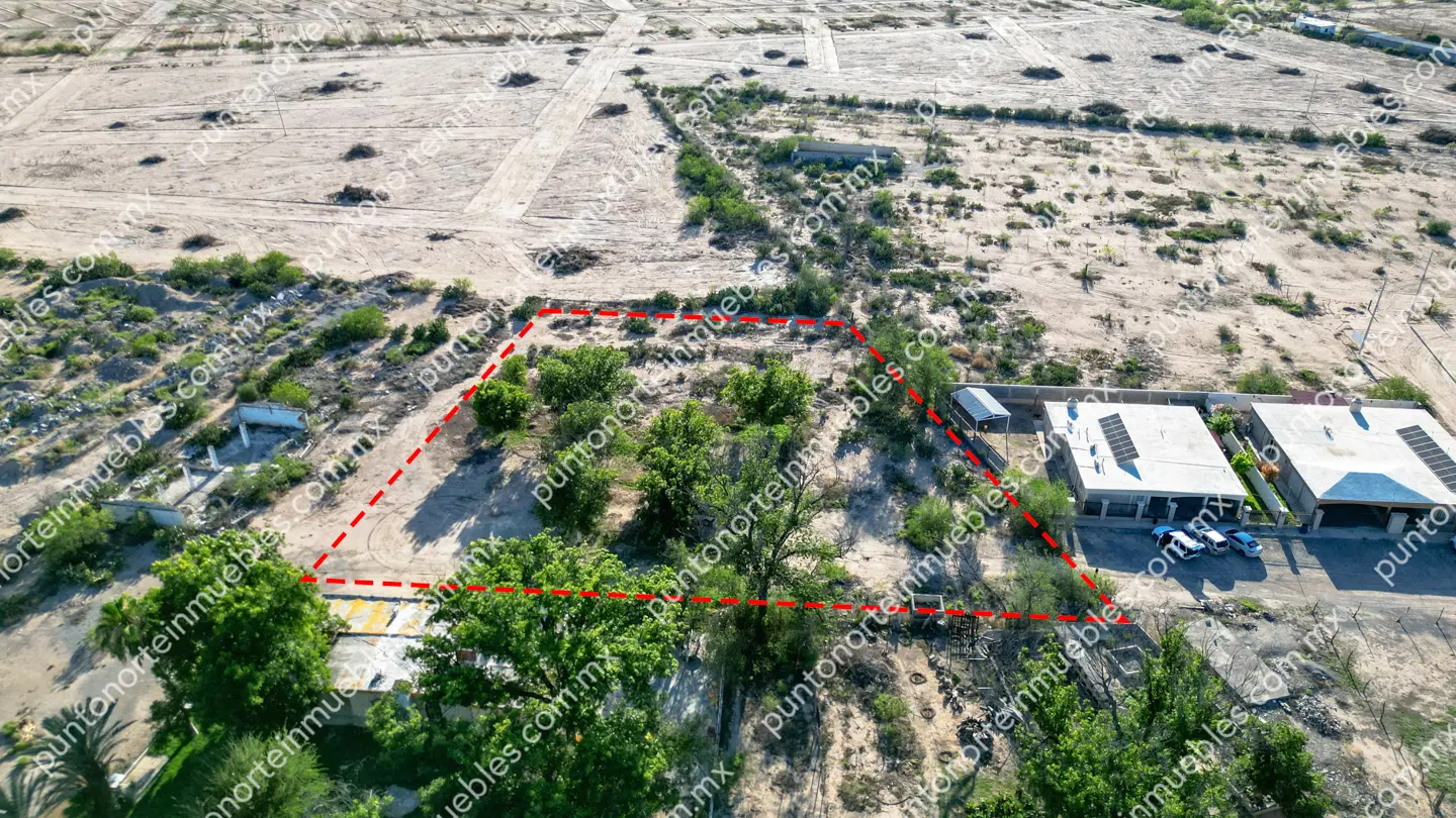 Terreno 2,045m2 ZC San Buena 18 Venta de Terreno 2,045m2 para Quinta en Zona Centro, San buenaventura
