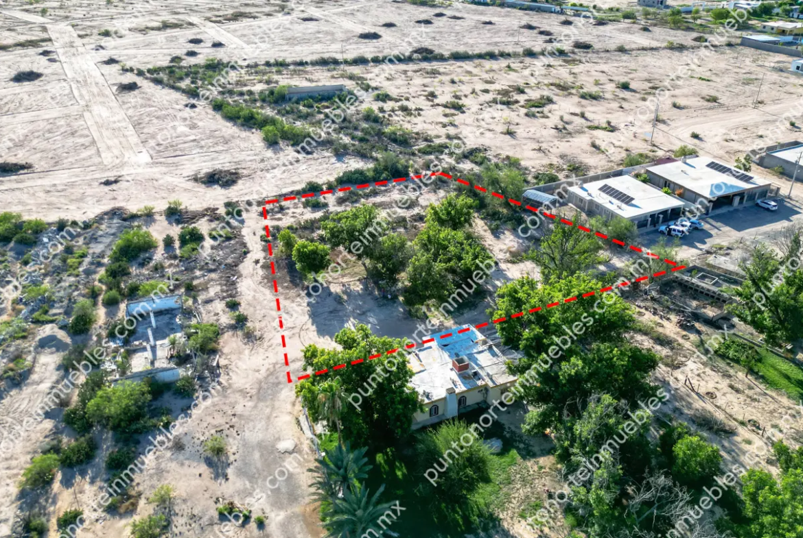 Venta de Terreno 2,045m2 para Quinta en Zona Centro, San buenaventura