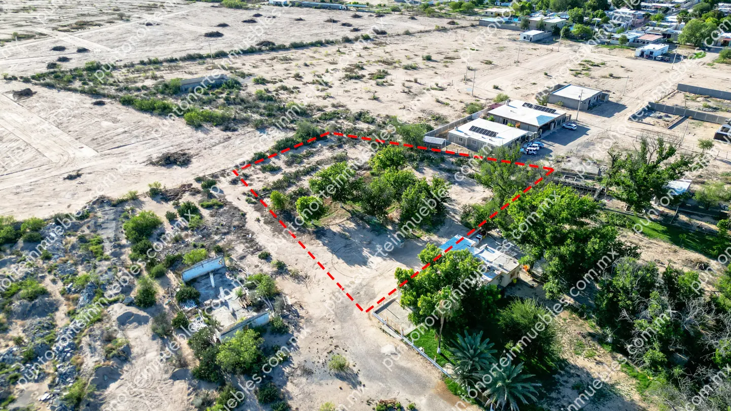 Terreno 2,045m2 ZC San Buena 21 Venta de Terreno 2,045m2 para Quinta en Zona Centro, San buenaventura