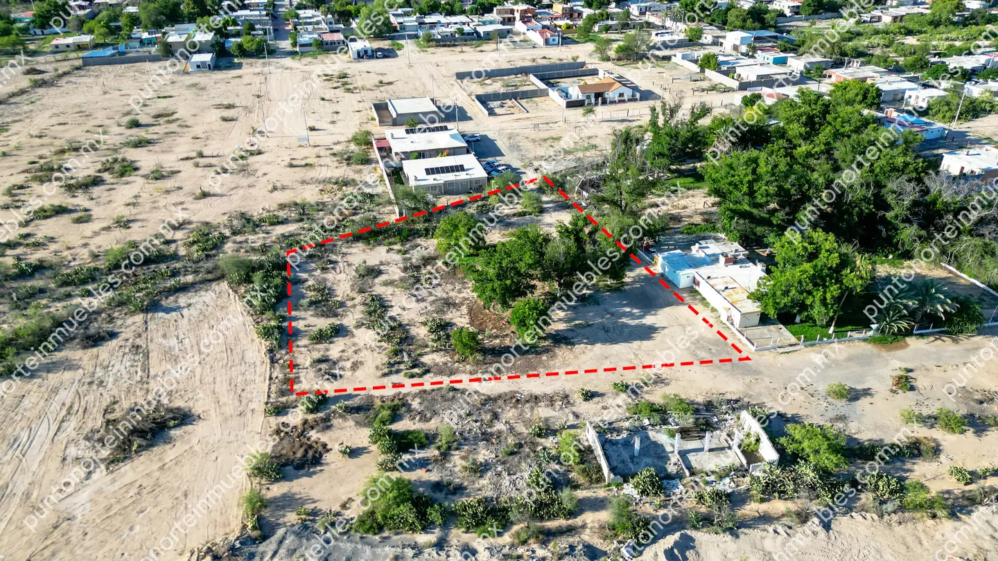 Terreno 2,045m2 ZC San Buena 24 Venta de Terreno 2,045m2 para Quinta en Zona Centro, San buenaventura