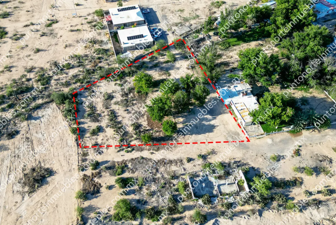 Venta de Terreno 2,045m2 para Quinta en Zona Centro, San buenaventura