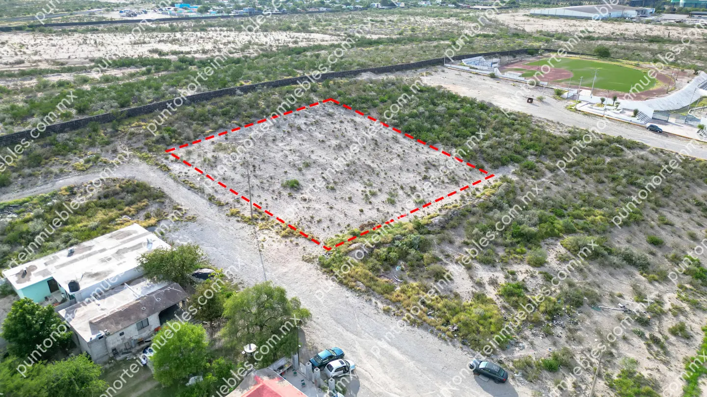 Terreno 2,500m2 Col Calderon 16 Venta Terreno Col Calderón 2,500m2 con Servicios, cerca de Unidad Deportiva Col Calderón
