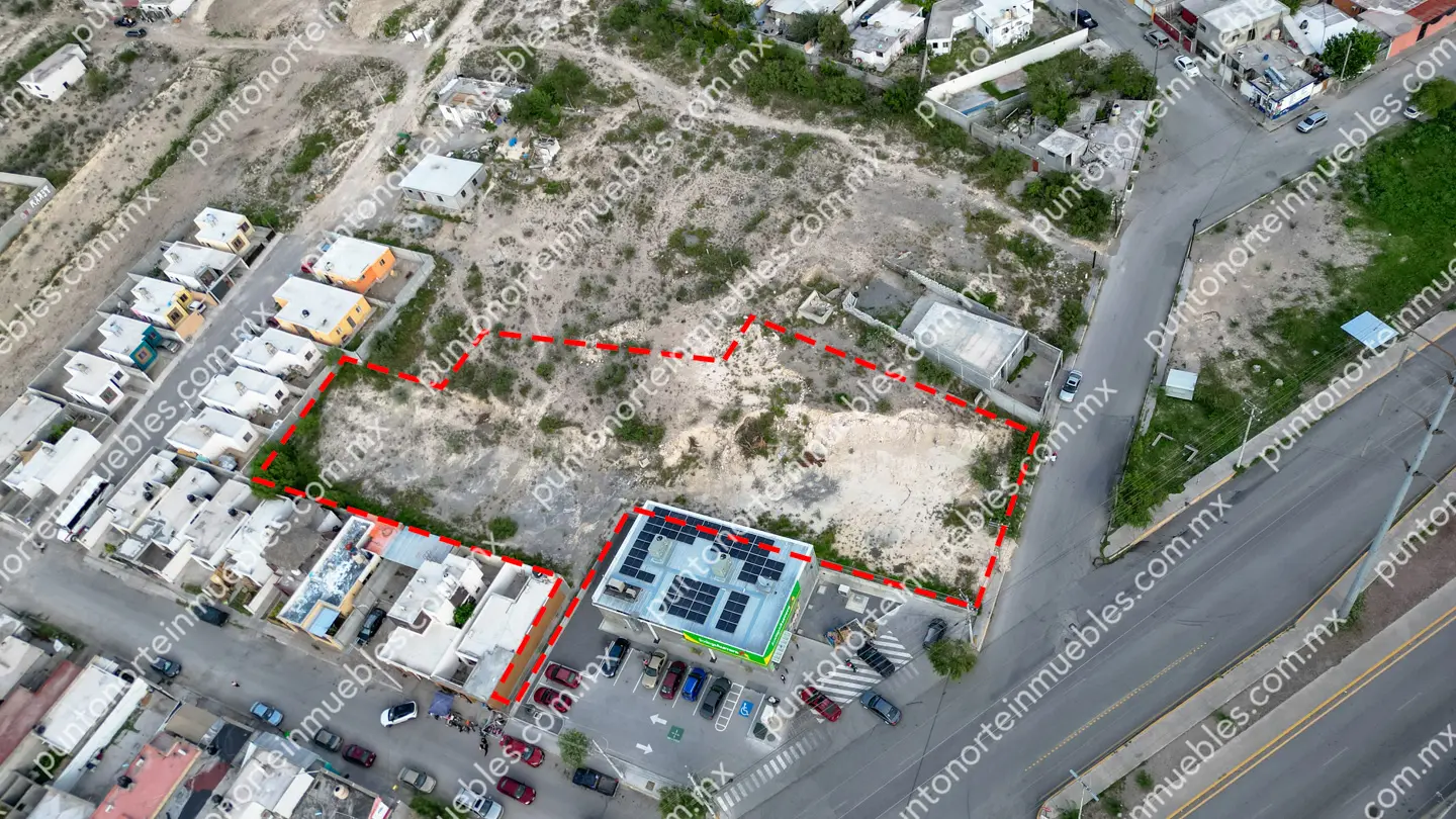Terreno 2,625m2 Ampl Las Flores 16 Venta de Terreno 2,625m2 sobre Av Revolución, al lado de Aurrera Express Las Flores
