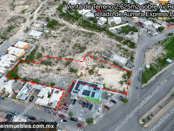 Venta de Terreno 2,625m2 sobre Av Revolución, al lado de Aurrera Express Las Flores