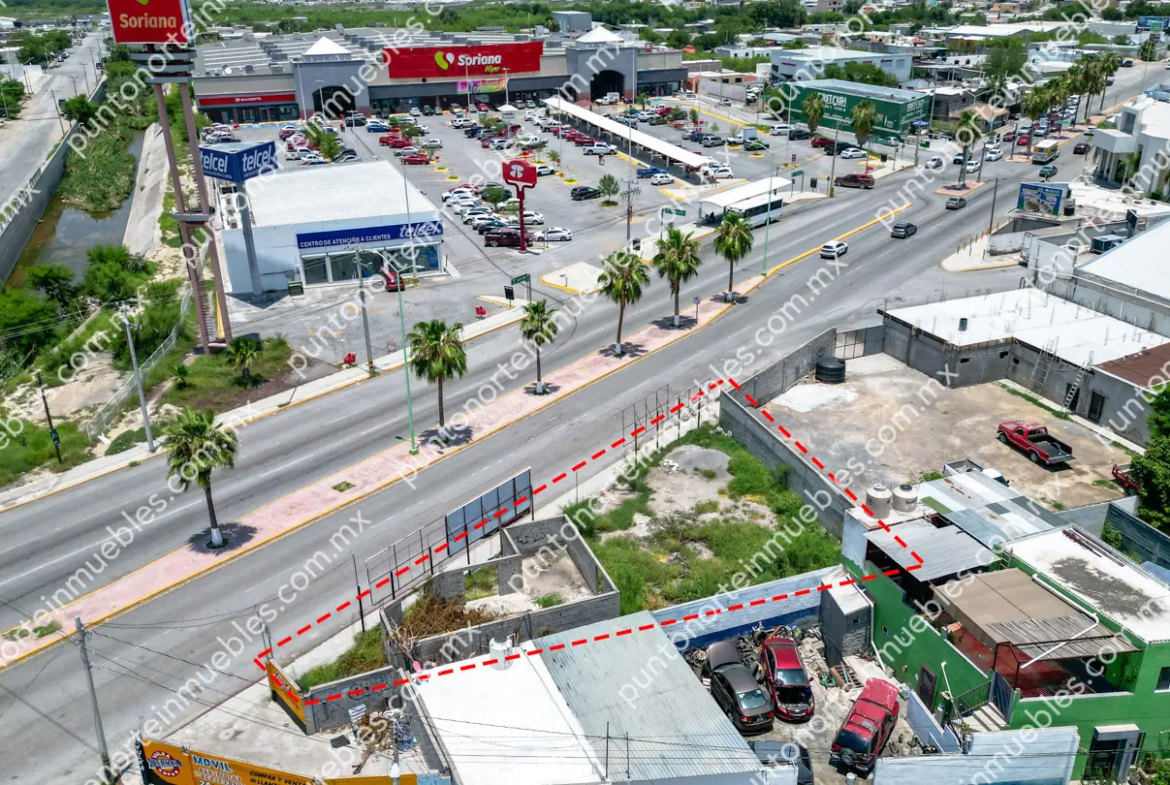 Venta Terreno Comercial de 400m2 con 36m de frente, sobre Blvd Ejercito Nacional frente Soriana Frontera y Telcel