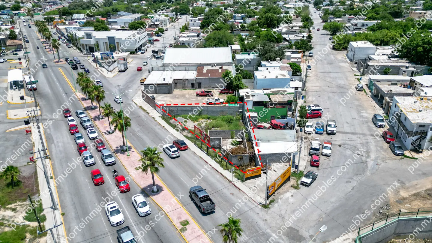 Venta Terreno Comercial de 400m2 con 36m de frente, sobre Blvd Ejercito Nacional frente Soriana Frontera y Telcel