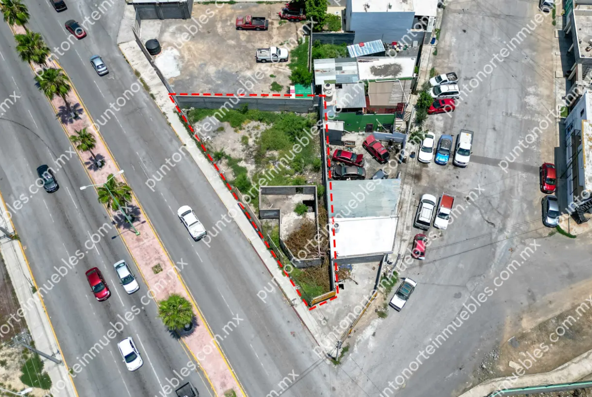Venta Terreno Comercial de 400m2 con 36m de frente, sobre Blvd Ejercito Nacional frente Soriana Frontera y Telcel