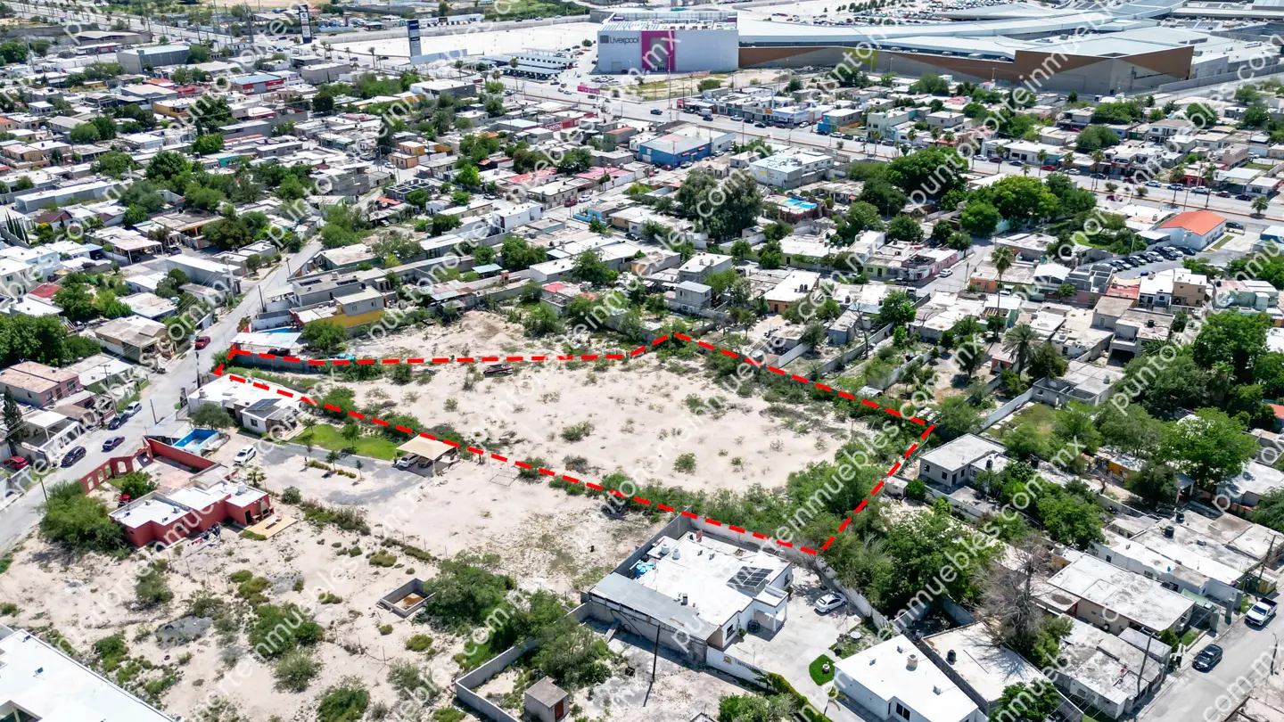 Terreno 4,760m2 Estancias frente mall 09 Venta de Terreno 4,760m2 Todos los Servicios a 230 metros de Blvd Pape frente a Mall