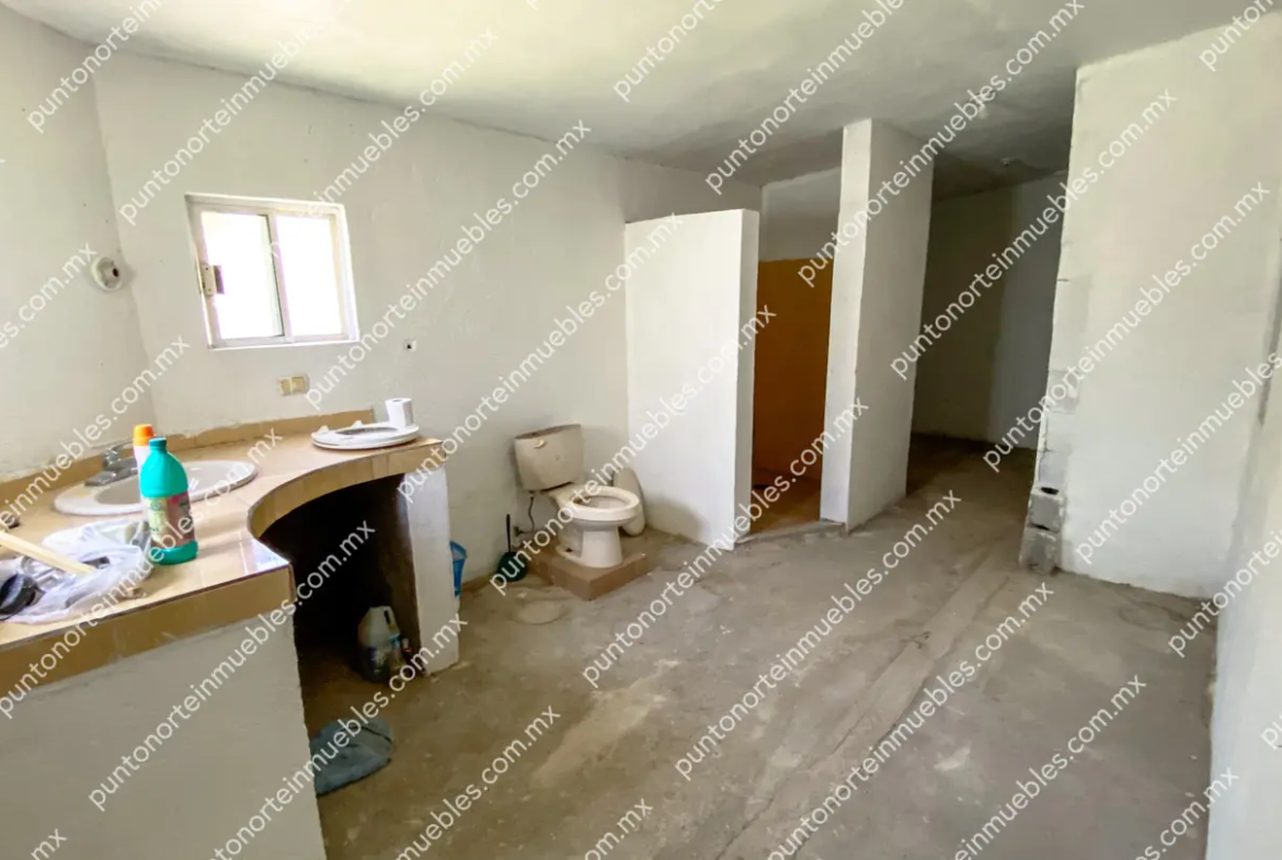 Venta Casa 3 Recámaras con 1,020m2 Terreno en Esquina, Zona Centro, Nadadores