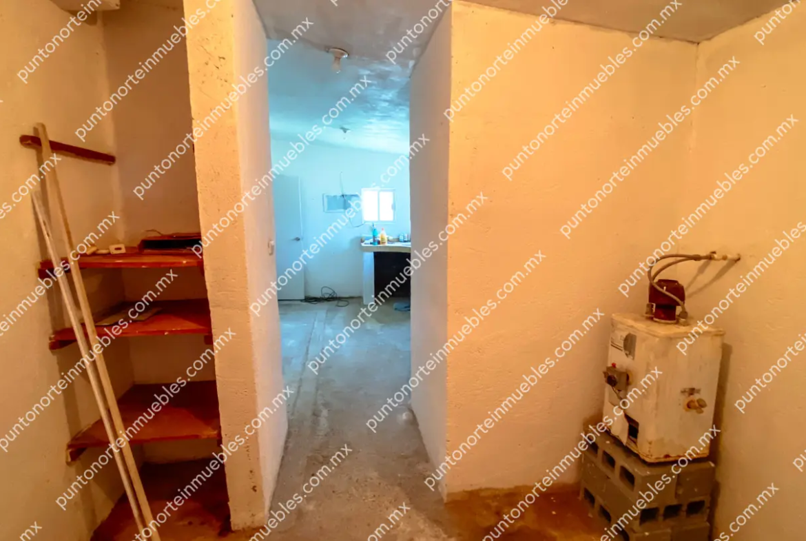 Venta Casa 3 Recámaras con 1,020m2 Terreno en Esquina, Zona Centro, Nadadores