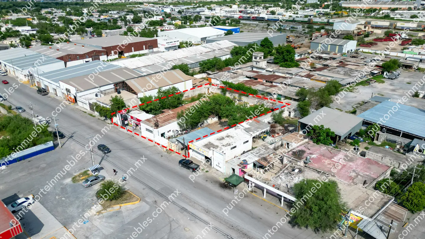 Terreno 1 ,560m2 Col Morelos, Frontera 06 En Venta Terreno Comercial de 1,560m2 frente a Gasolinera y Merco Sierrita