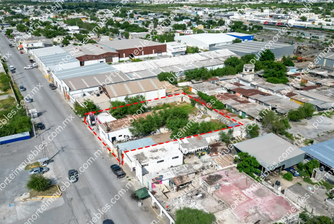 En Venta Terreno Comercial de 1,560m2 frente a Gasolinera y Merco Sierrita