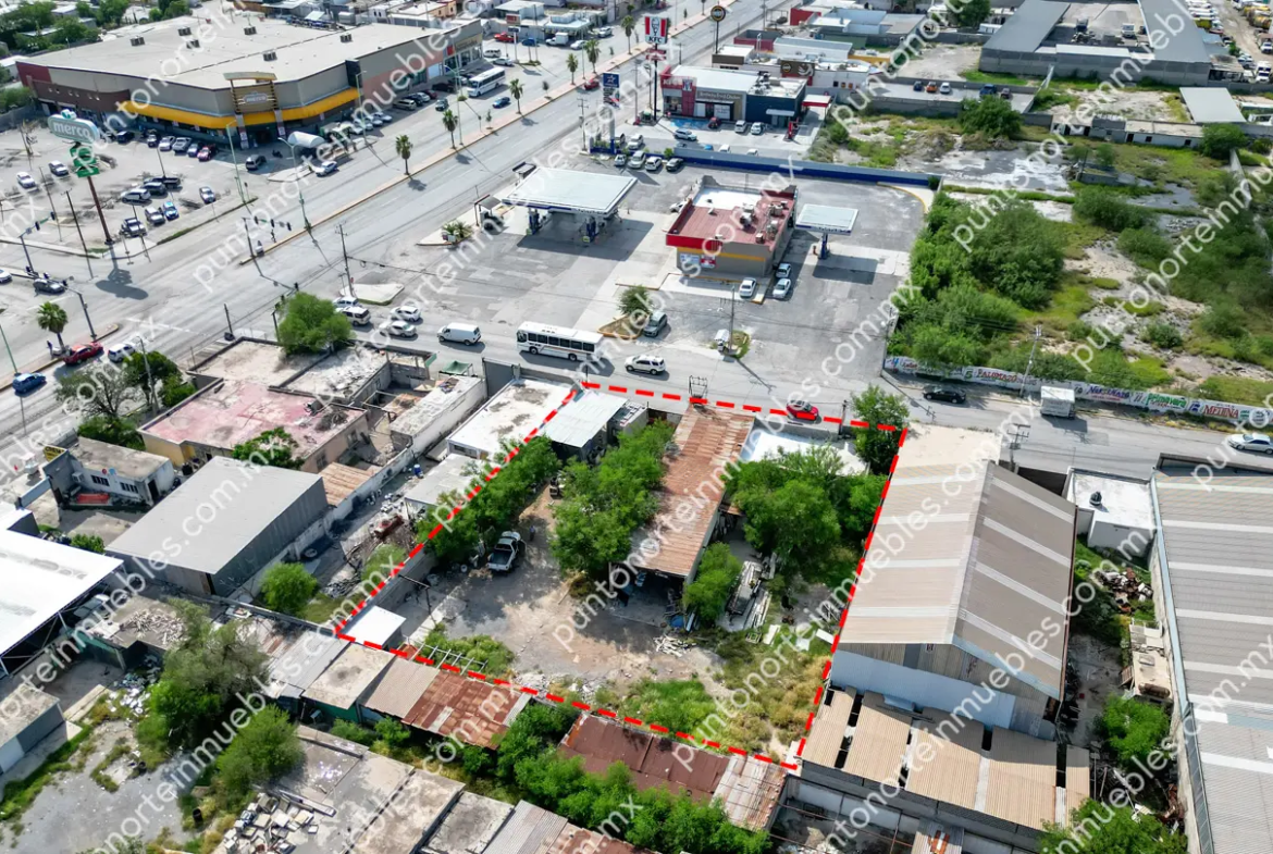 En Venta Terreno Comercial de 1,560m2 frente a Gasolinera y Merco Sierrita