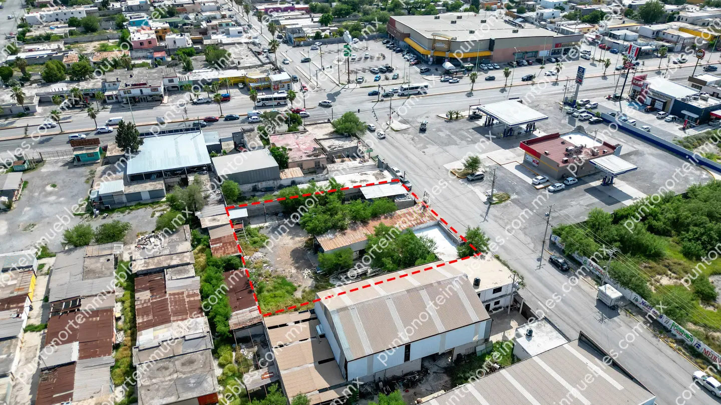 Terreno 1 ,560m2 Col Morelos, Frontera 15 En Venta Terreno Comercial de 1,560m2 frente a Gasolinera y Merco Sierrita