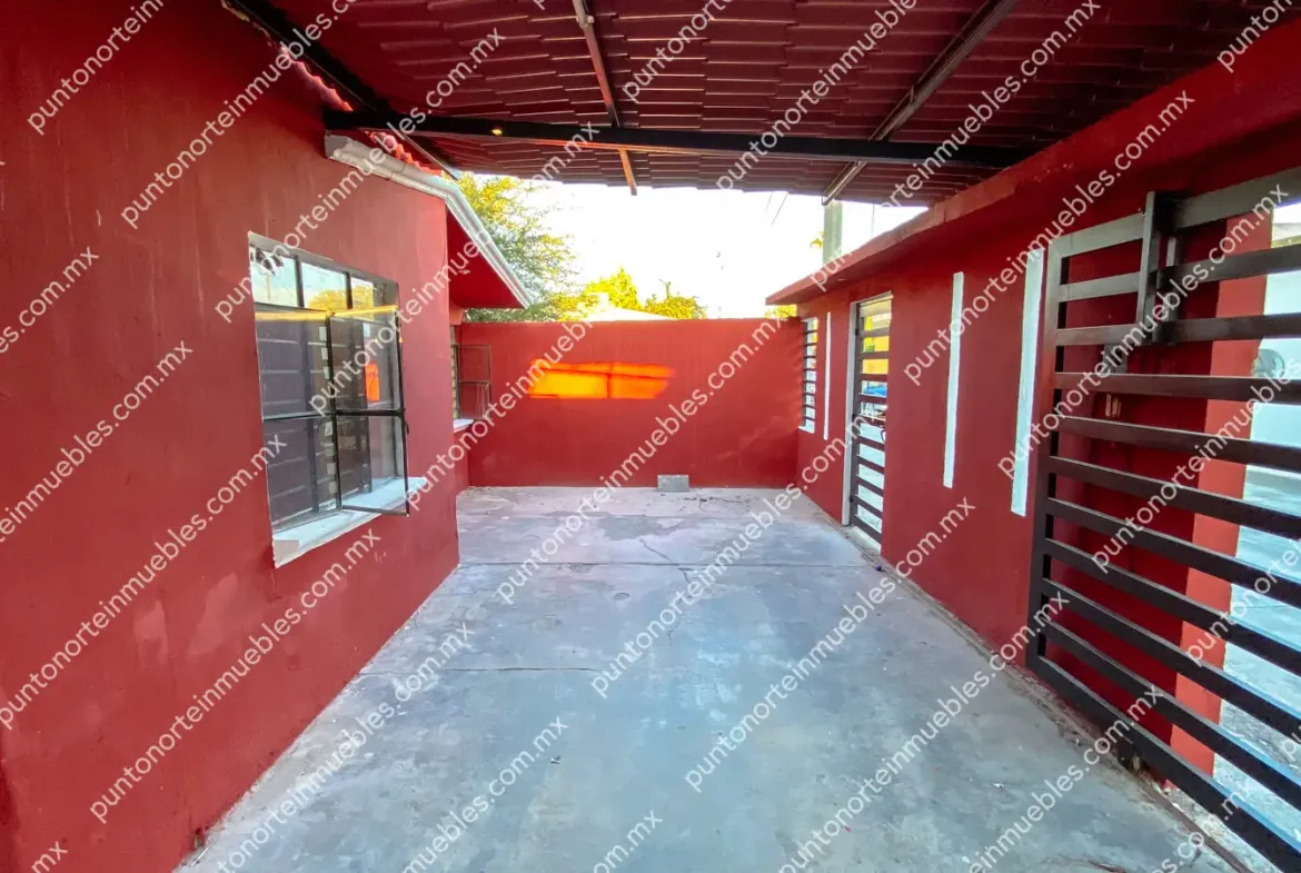 Venta Casa 3 Recámaras con 80m2 Construcción Zona Centro San Buena