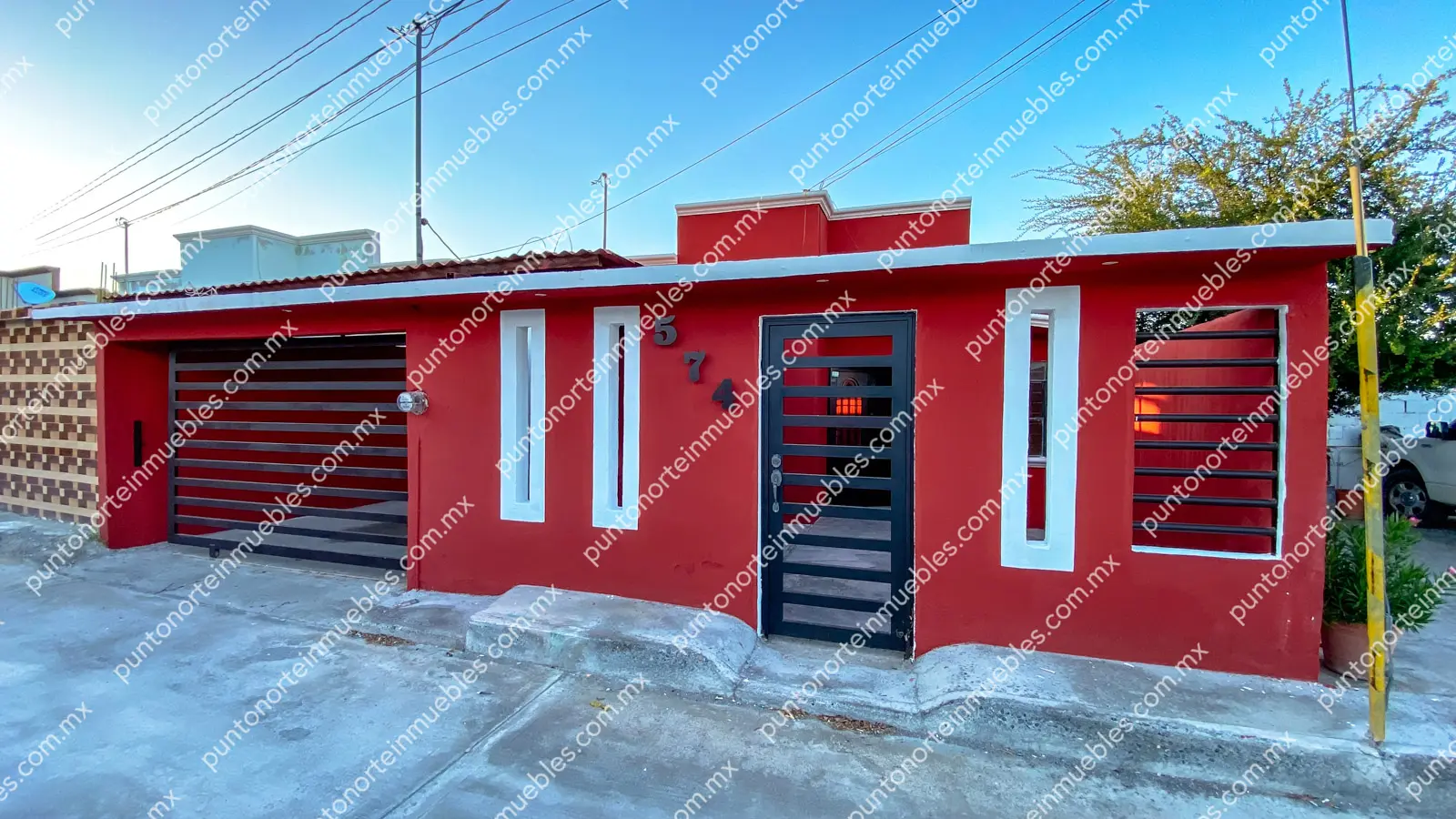 Casa en venta en San Buenaventura Zona Centro - fachada