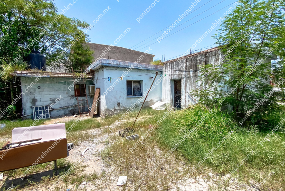Venta Casa Antigua con Terreno, 2 frentes, uno da con Av. Suzanne Lou Pape 480m2, Col Progreso, todos los servicios