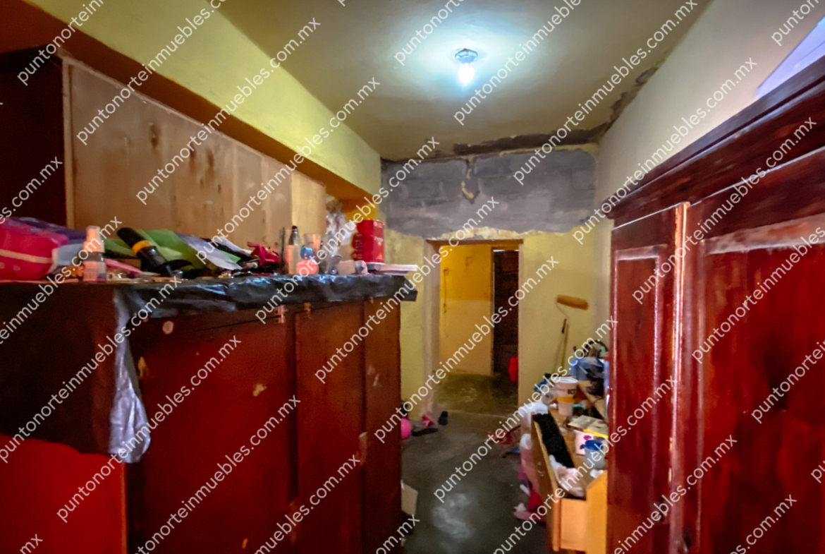 Venta Casa Antigua con Terreno, 2 frentes, uno da con Av. Suzanne Lou Pape 480m2, Col Progreso, todos los servicios