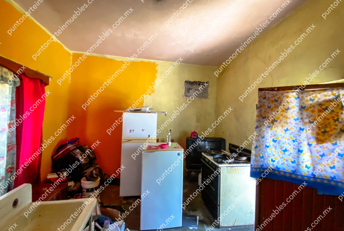 Venta Casa Antigua con Terreno, 2 frentes, uno da con Av. Suzanne Lou Pape 480m2, Col Progreso, todos los servicios