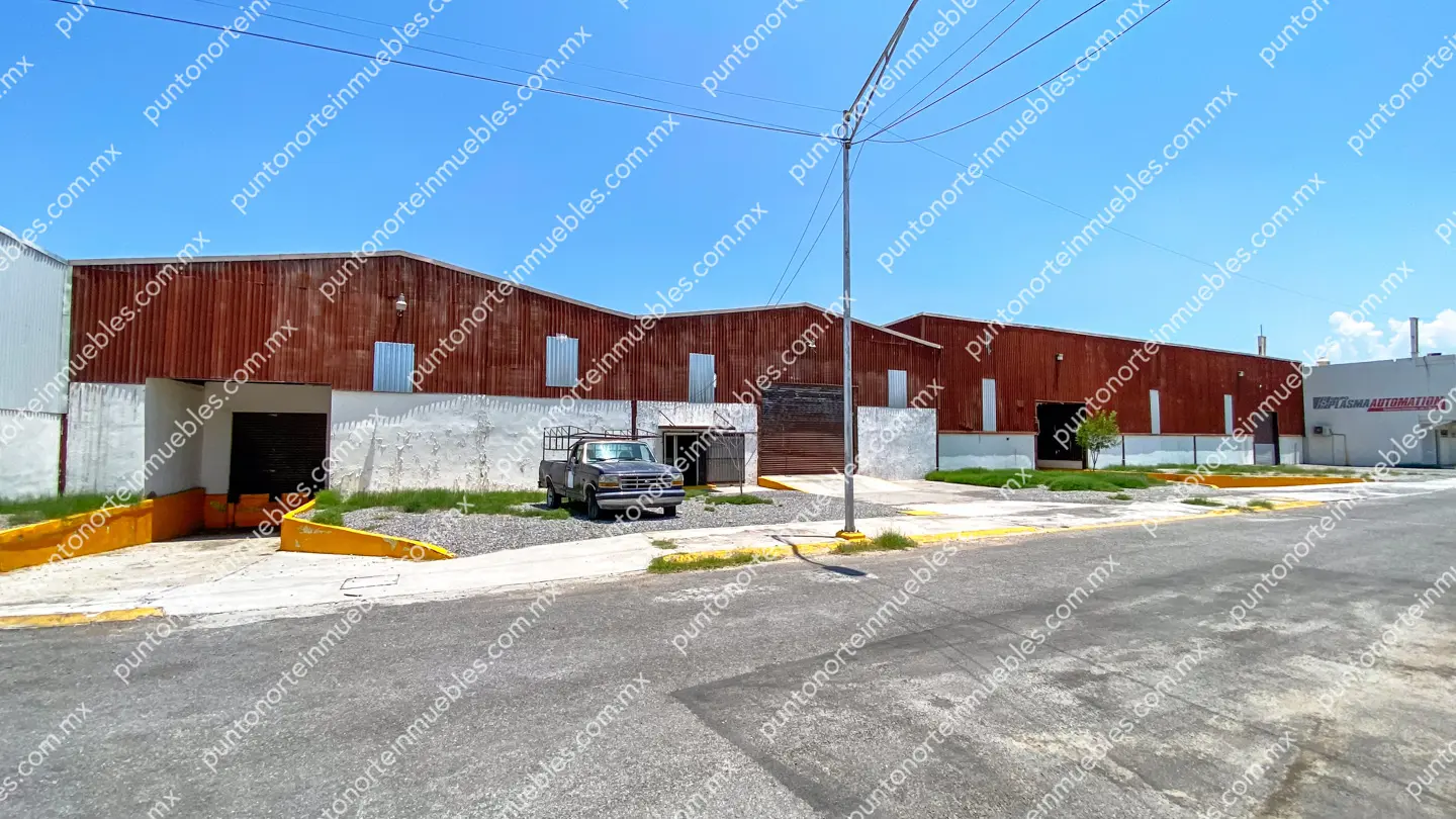 Renta Nave Industrial 1,196m2 Techados dentro de mancha urbana en Col. Sierrita en Frontera, Coahuila