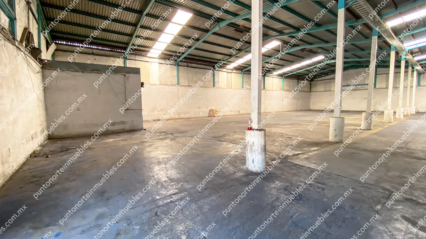 Renta Nave Industrial 1,196m2 Techados dentro de mancha urbana en Col. Sierrita en Frontera, Coahuila