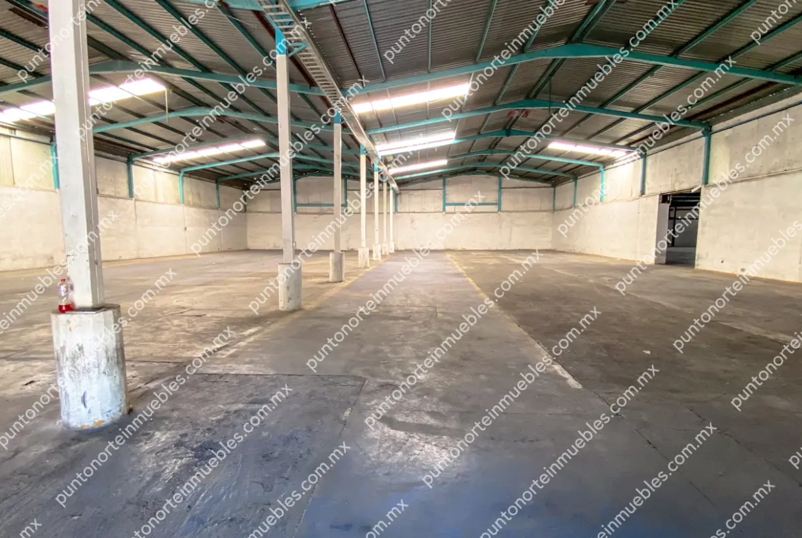 Renta Nave Industrial 1,196m2 Techados dentro de mancha urbana en Col. Sierrita en Frontera, Coahuila